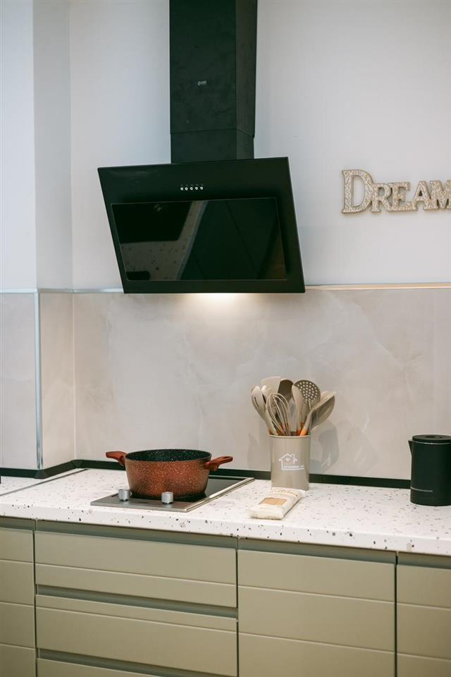 Apartament luksoz me qira, Golem