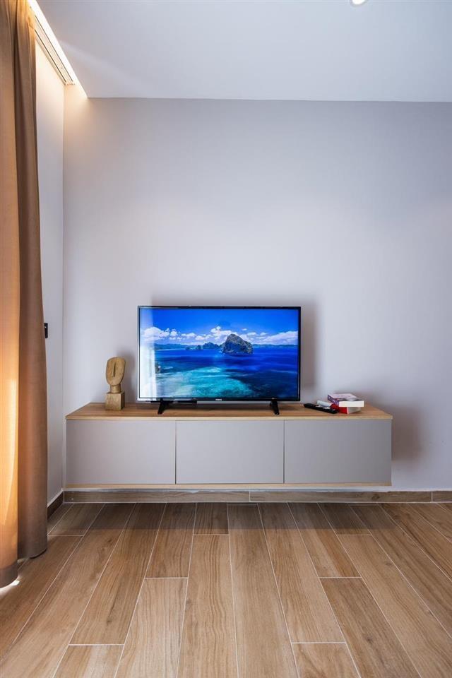 Apartament luksoz me qira, Golem