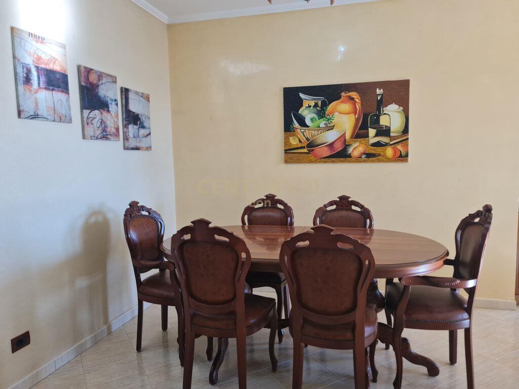 SHITET APARTAMENT 2+1+2 NE DURRES PAMJE DETI!