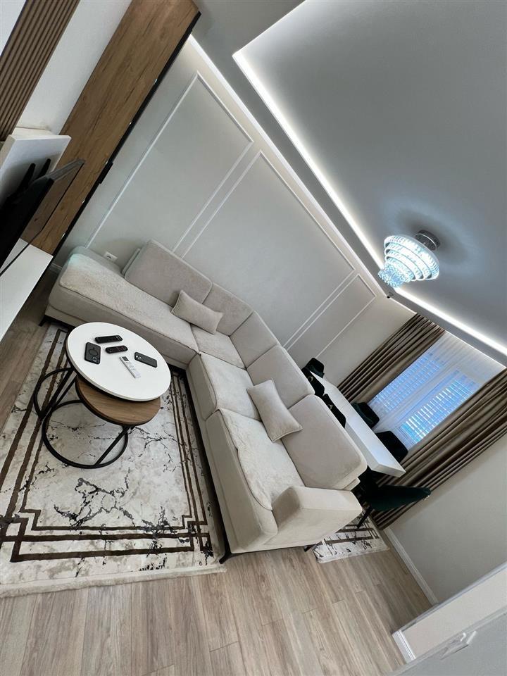 Shitet apartament gati per tu punuar ne booking dhe bnb