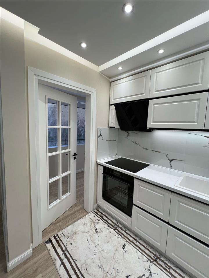 Shitet apartament gati per tu punuar ne booking dhe bnb