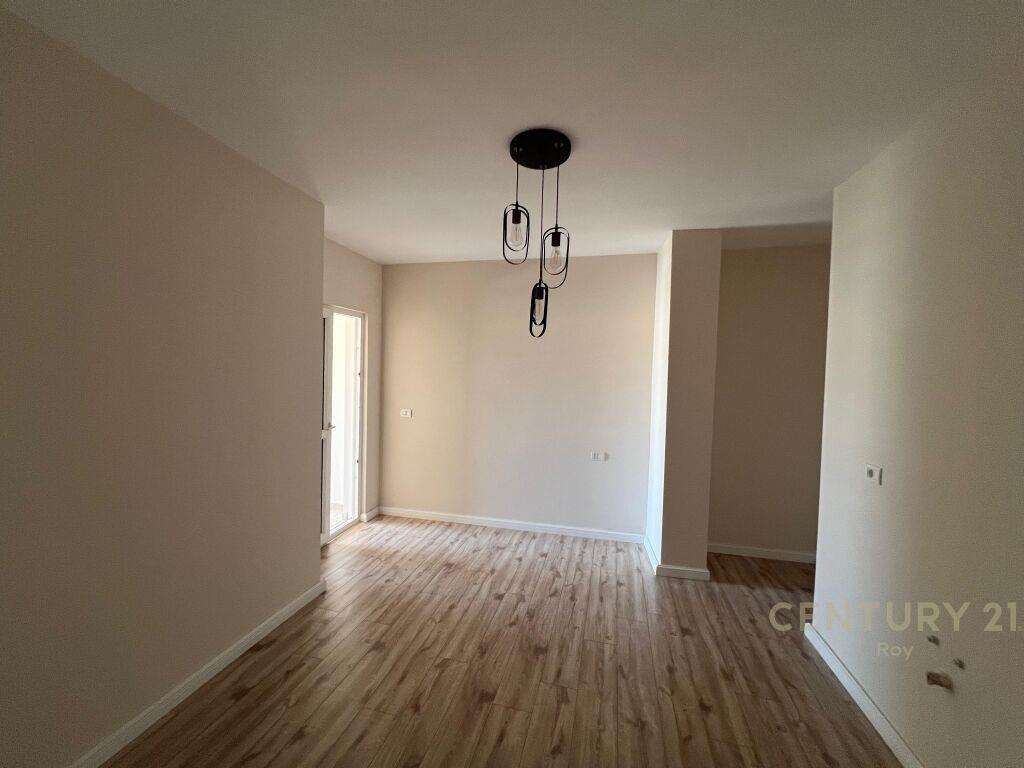 Apartament 1+1 Për Shitje në Plazh Iliria, Durrës!