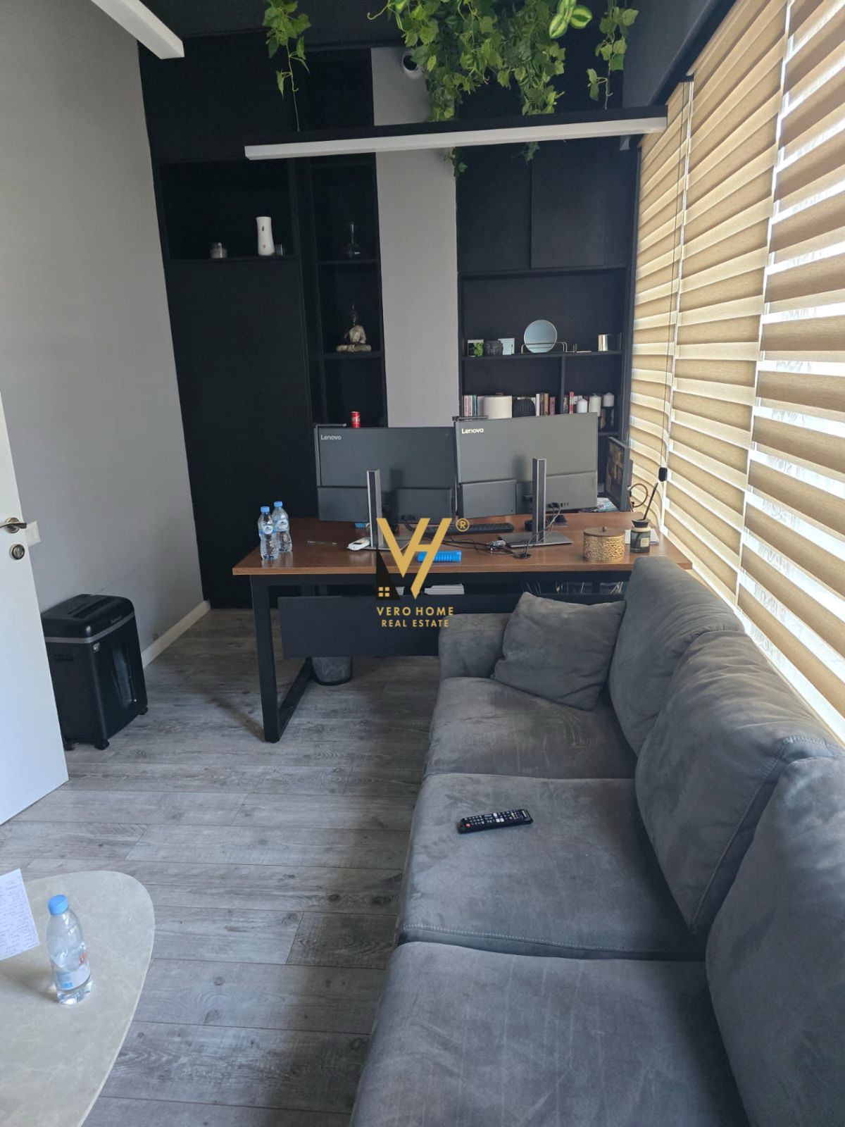 AMBIENT 108 M2 ME QERA TE SQUARE 21 1.700 EURO