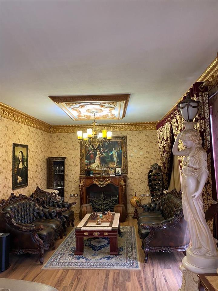 vile 3 kate dhe shtepi private me 1 kate,kodra priftit