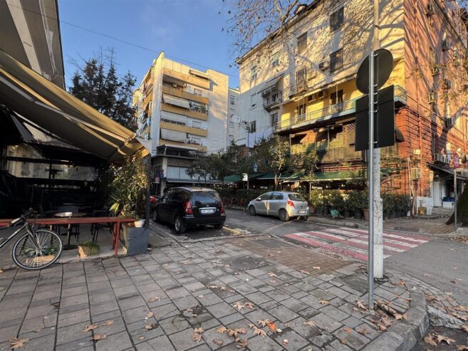 Shitet apartament 1+1 afer fushave te tenisit dheTaivanit