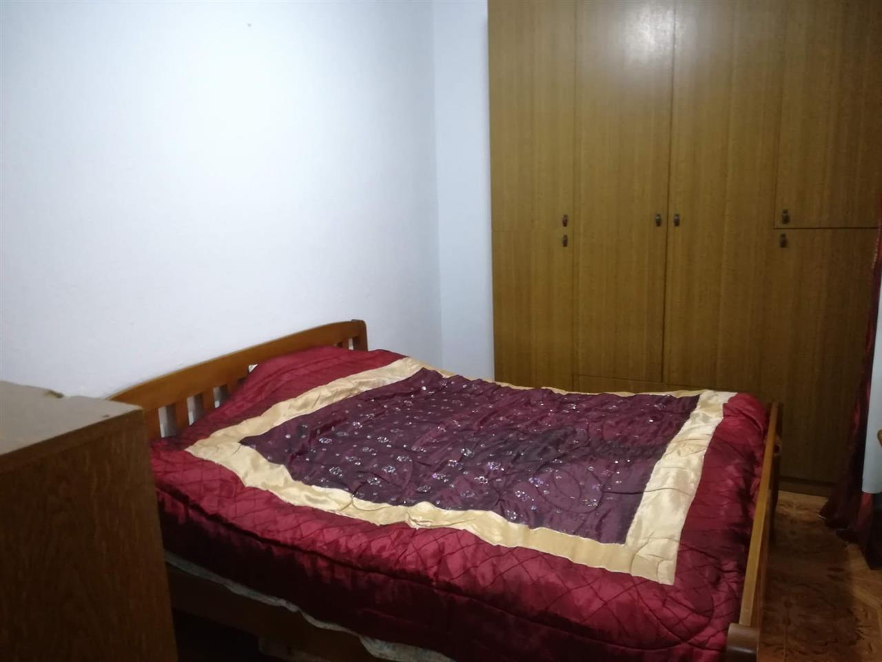 Apartament me qera tek 21dhjetori