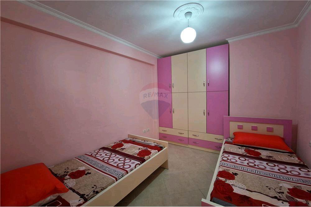 Apartament 2+1 me qera ne Skele,Vlore