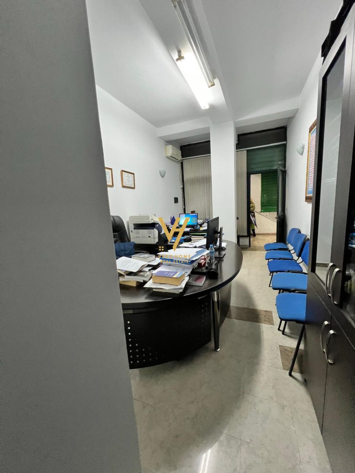 AMBIENT 25M2 TE ISH EKSPOZITA 52.000 EURO