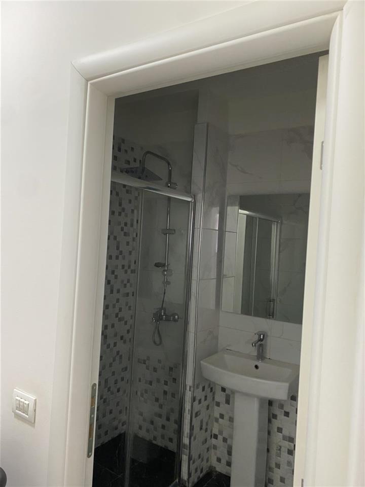 Jepet me qera 2+1+2 Kryqezimi Nisharakut