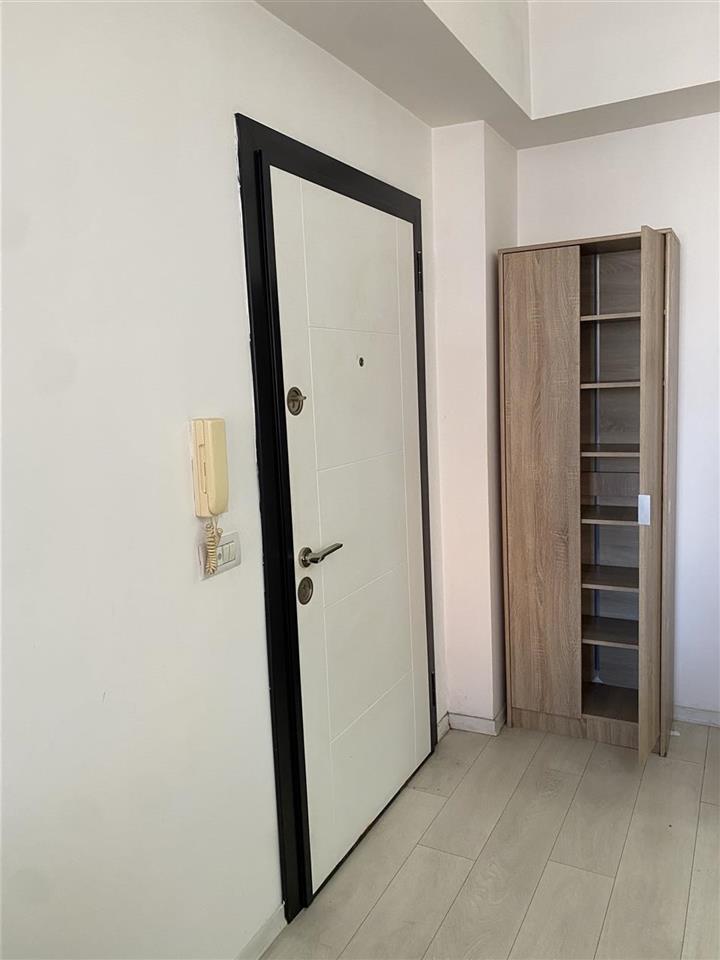 Jepet me qera 2+1+2 Kryqezimi Nisharakut