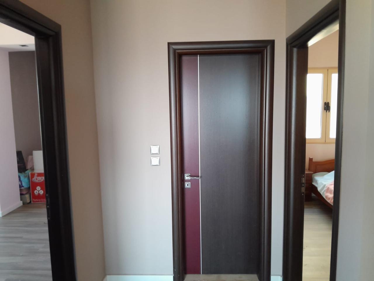 Shitet apartament 2+1+2 në Sarandë