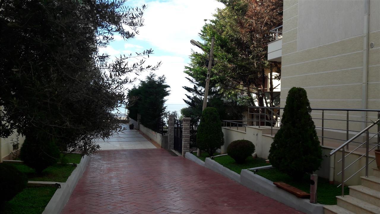 Jepet me qera apartament 1+1, Uji i Ftohtë, Vlorë