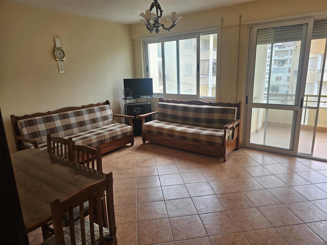 Apartament Mali i robit