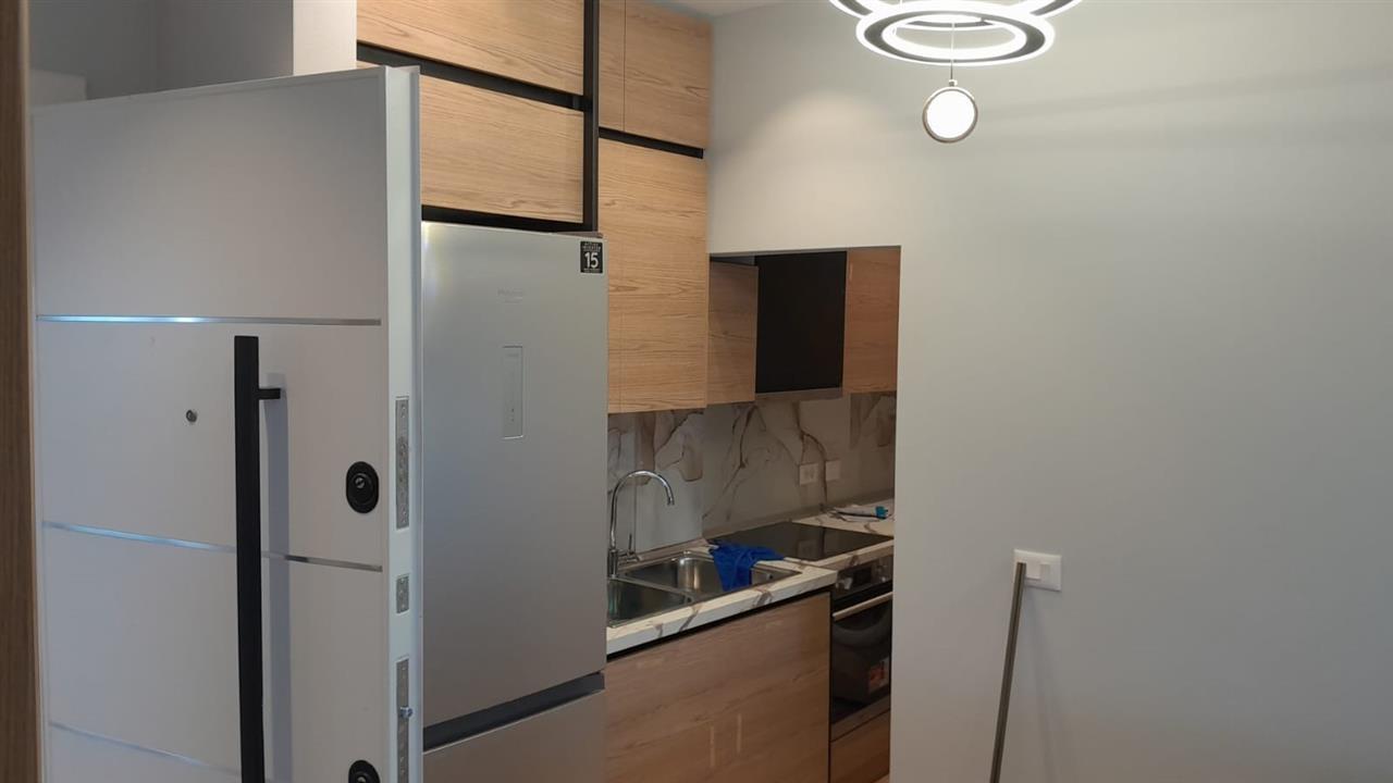 Jepet me qira apartament 1+1 ne qender te Tiranes