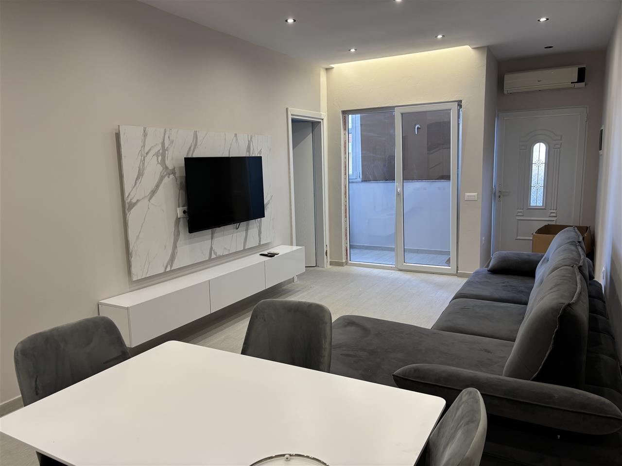 1+1 me qera Fresk,super mobilim