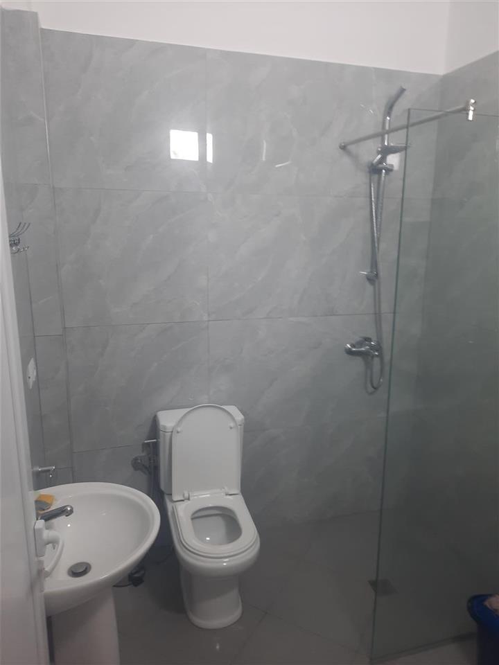 Dhoma plazhi 1+1 ,Orikum ,2500 leke nata