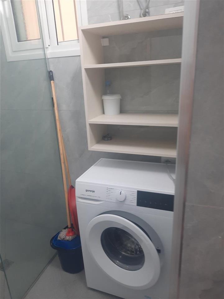 Dhoma plazhi 1+1 ,Orikum ,2500 leke nata