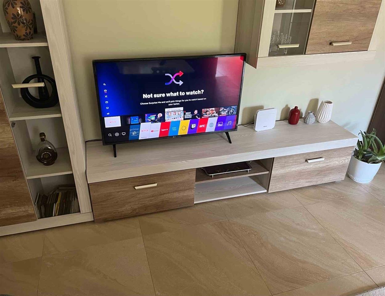 APT ME QERA 1+1 QENDER TE TIRANES