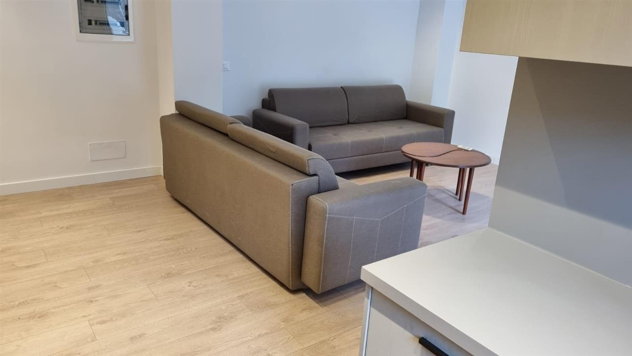 Apartament me oborr ne plazhin e Golemit, Durres