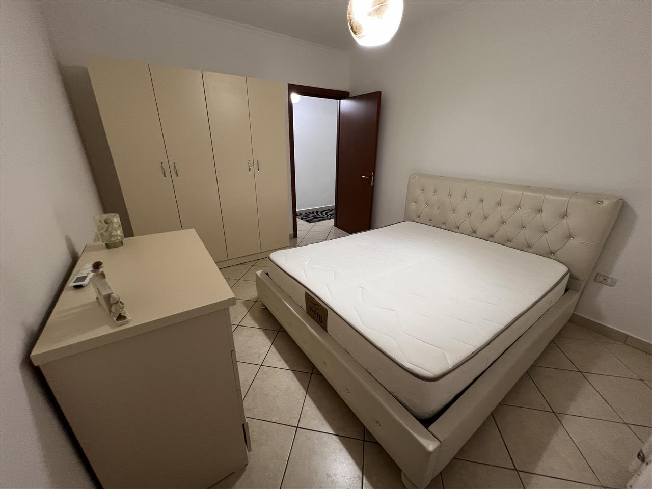 Apartament 2+1, 2 ballkone Komuna Parisit