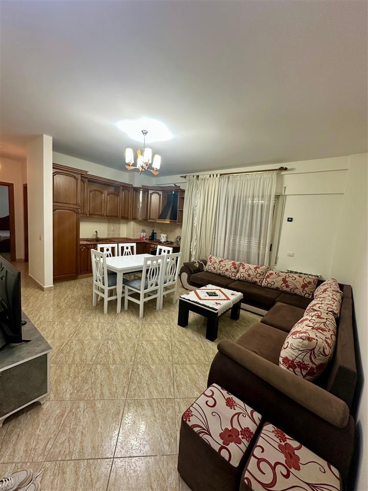 Jepet me qera apartament 1+1 te Vizion Plus