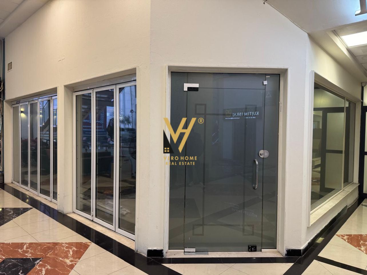 AMBIENT 63 M2 TE RR.BARRIKADAVE 700 EURO