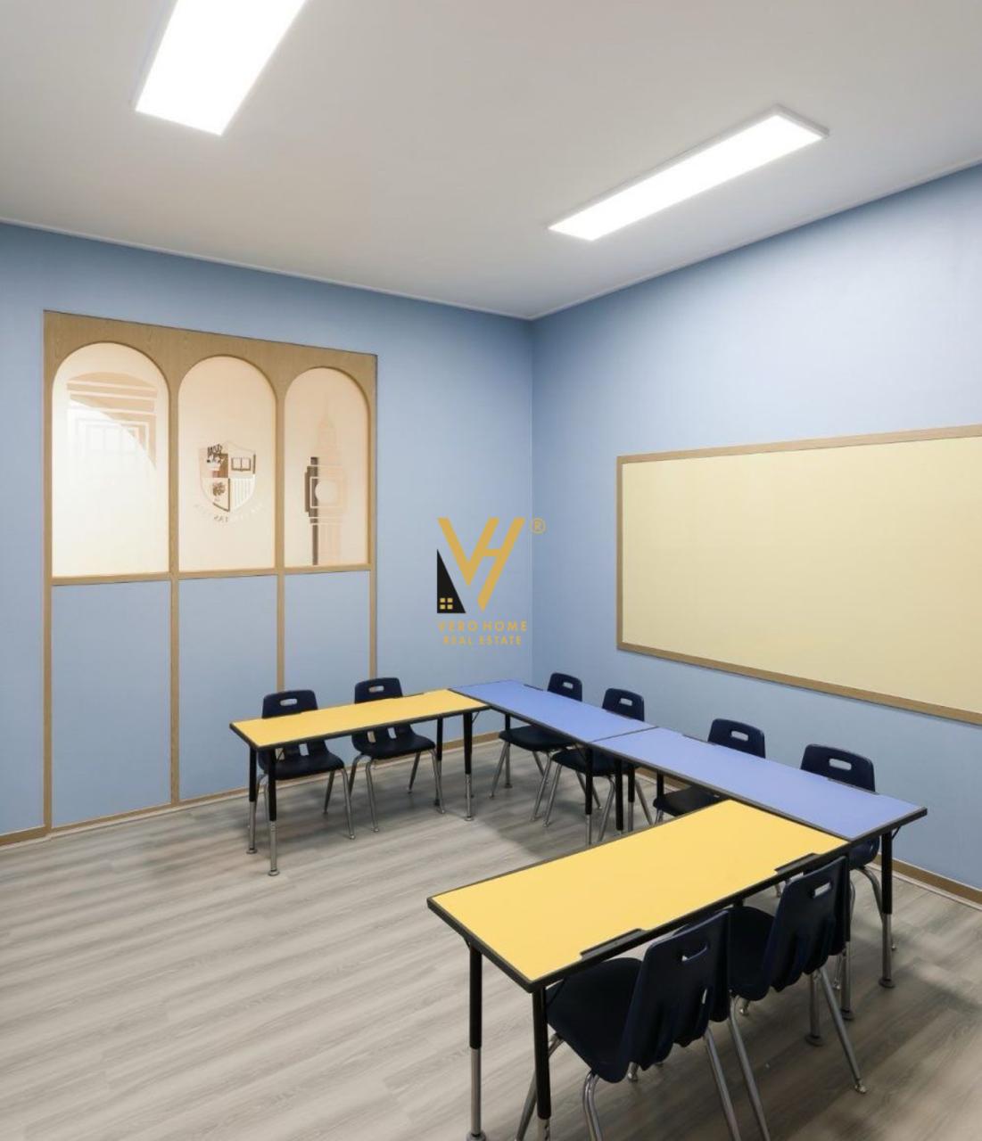 ZYRE 97M2 TE KOMUNA E PARISIT 1.200 EURO