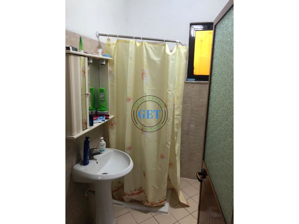 Shitet, Shtëpi Private në Plazh Iliria, Durres.