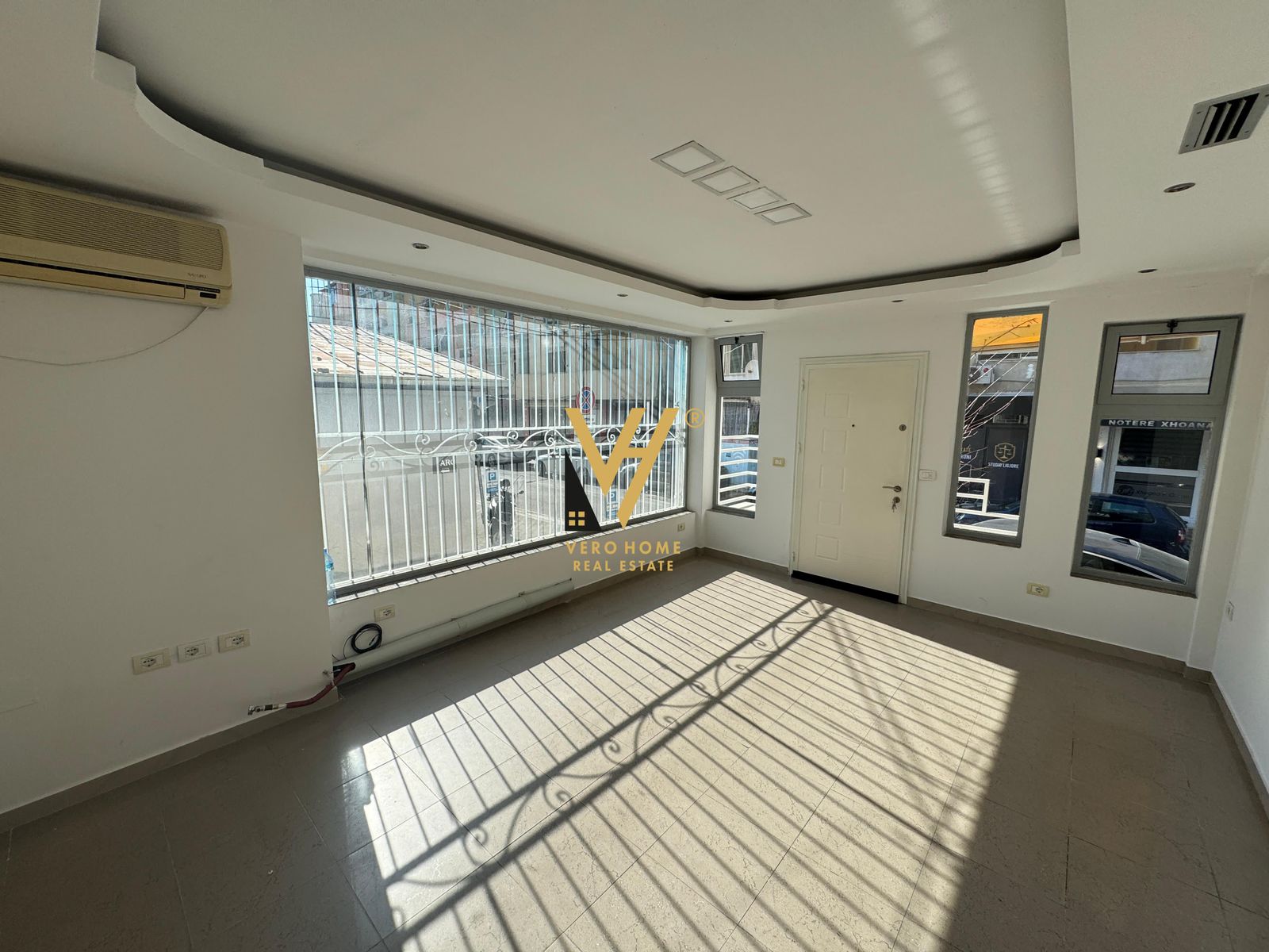 ZYRE 100 M2 ME QERA TE MINE PEZA 80.000 LEKE