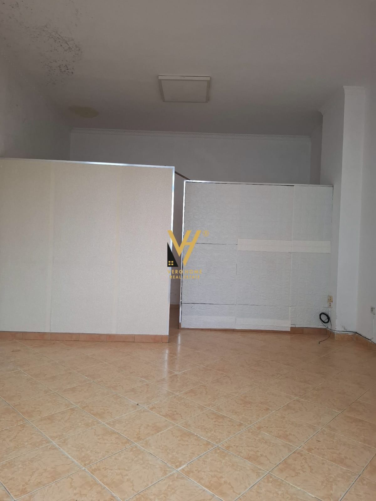 DYQAN 33 M2 ME QERA NE SELITE 25.000 LEKE