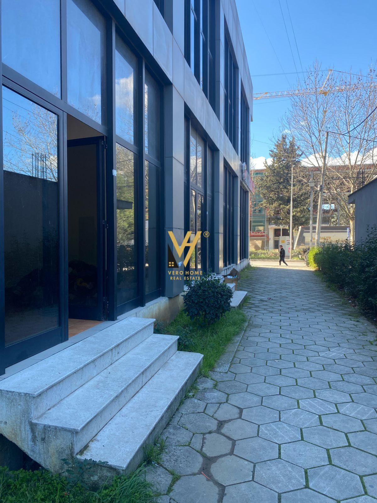 DYQAN 50 M2 NE KAMEZ 65.000 EURO