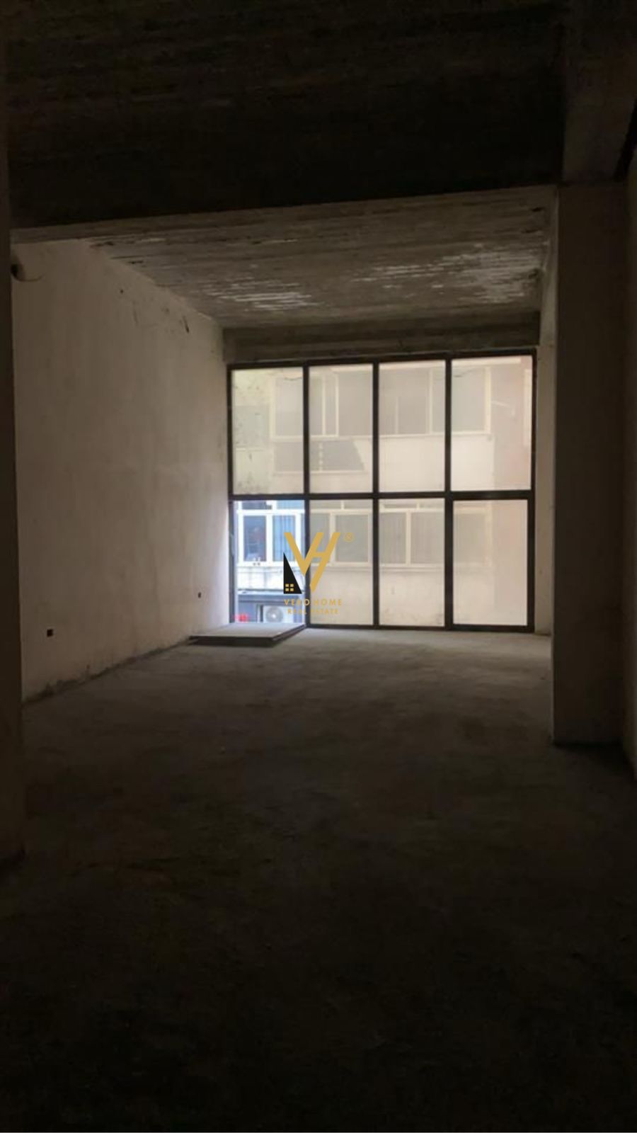 DYQAN 50 M2 NE KAMEZ 65.000 EURO