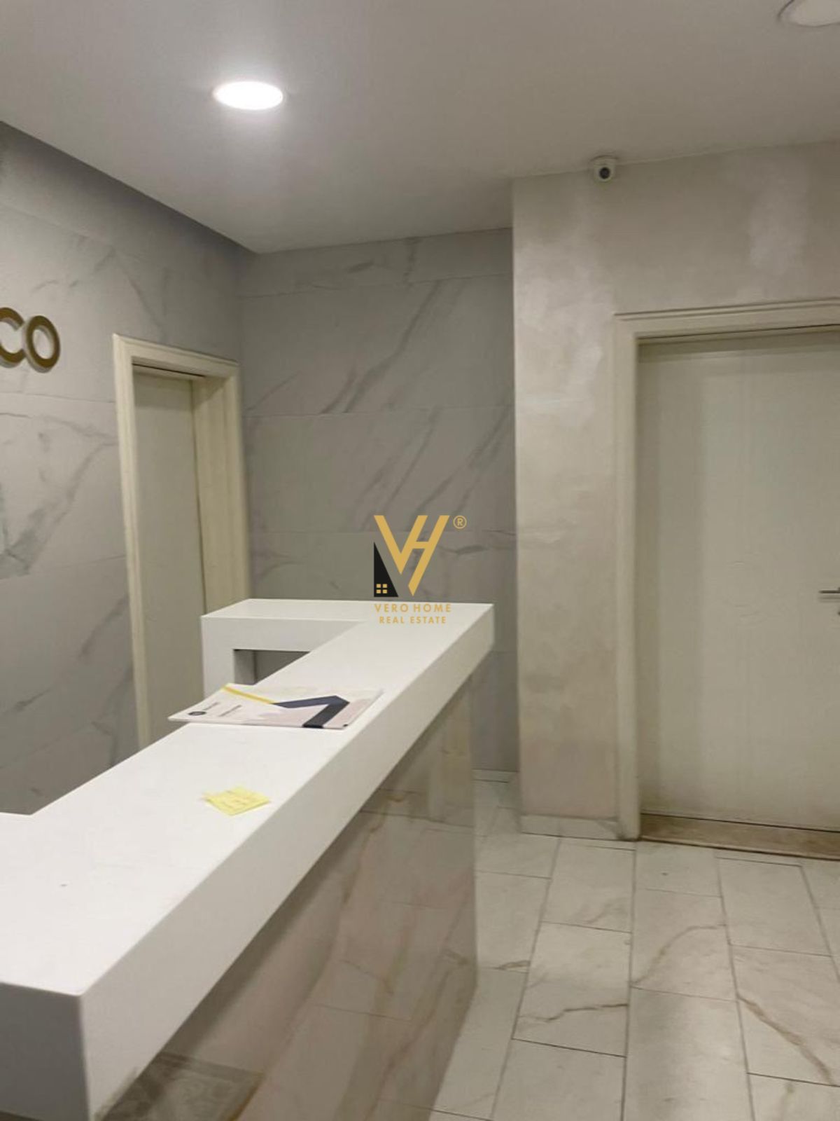 AMBIENT 364 M2 TE KTHESA E KAMZES 510.000 EURO