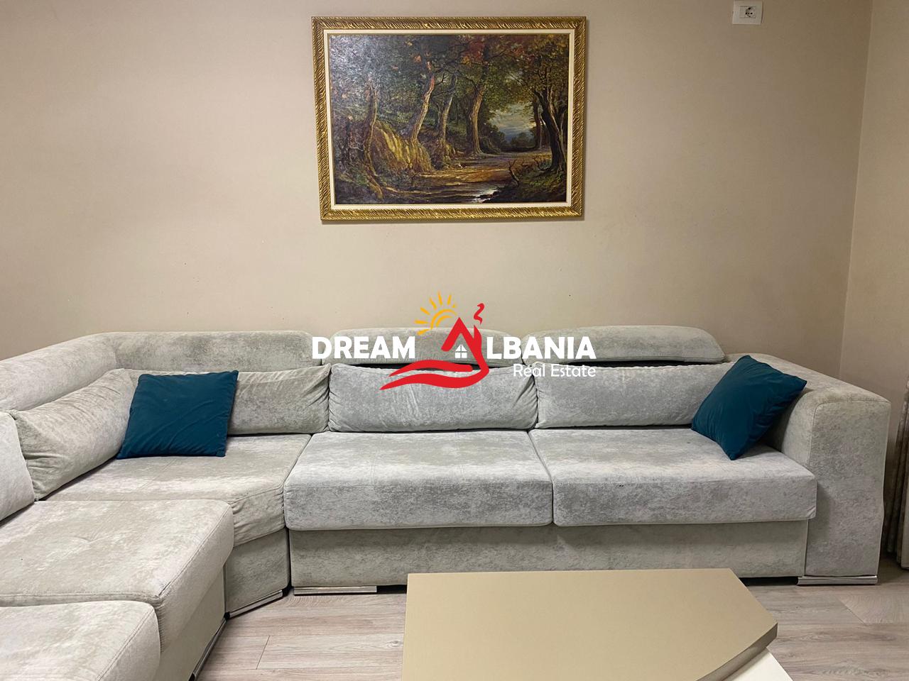 Apartament 2+1+2 poste parkimi ne kompleksin Golde
