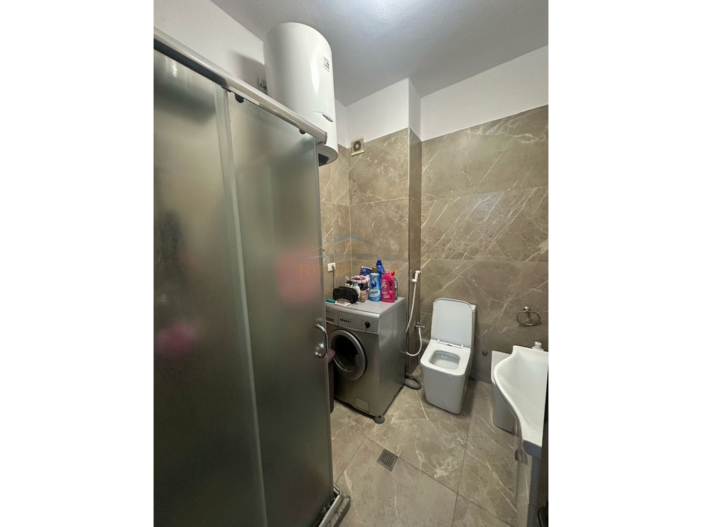 Jepet me Qera 1+1 Selvia 550Euro