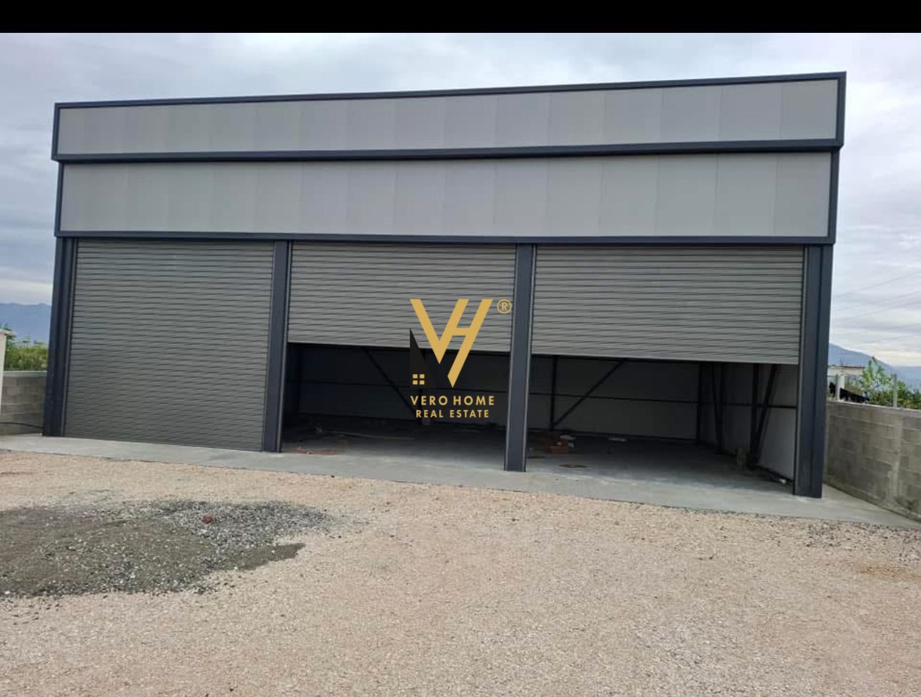 KAPANON 200M2 ME QERA NE KAMEZ 1.500 EURO