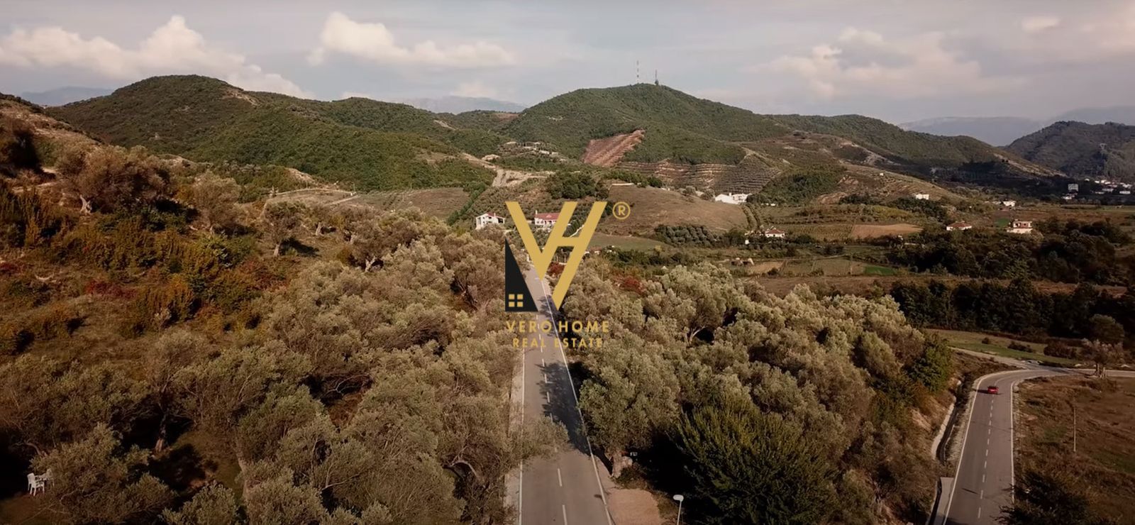 TOKE 4700 M2 NE PICALLE 165.000 EURO