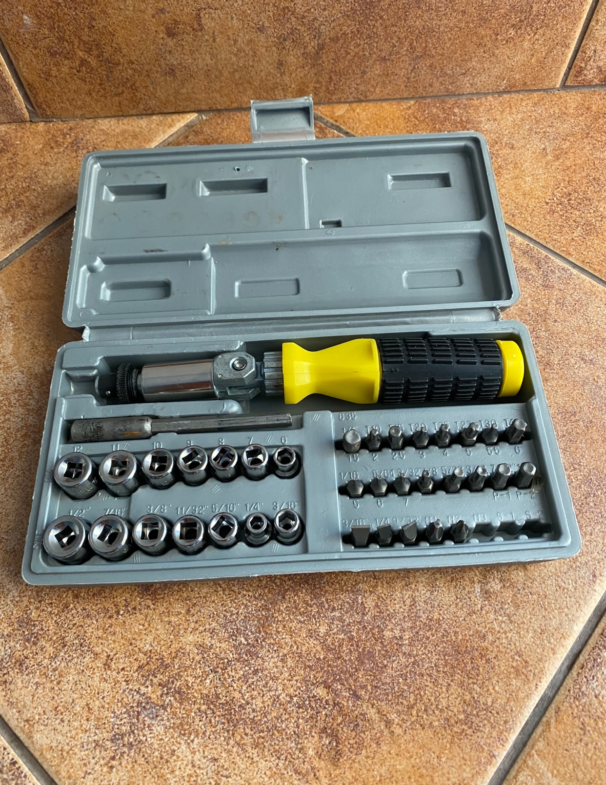 Shitet gradore profesionale