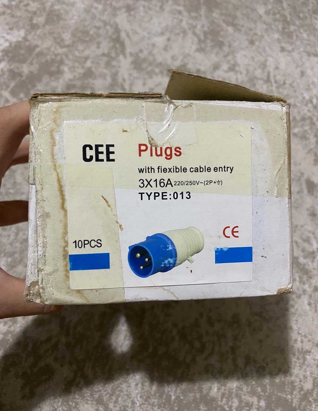 Plugs CEE 3X16A 220/25OV Type:013