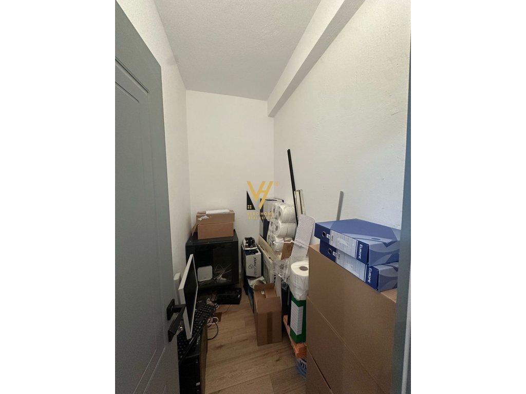 ZYRE 120 M2 ME QERA NE ISH BLLOK 1.000 EURO