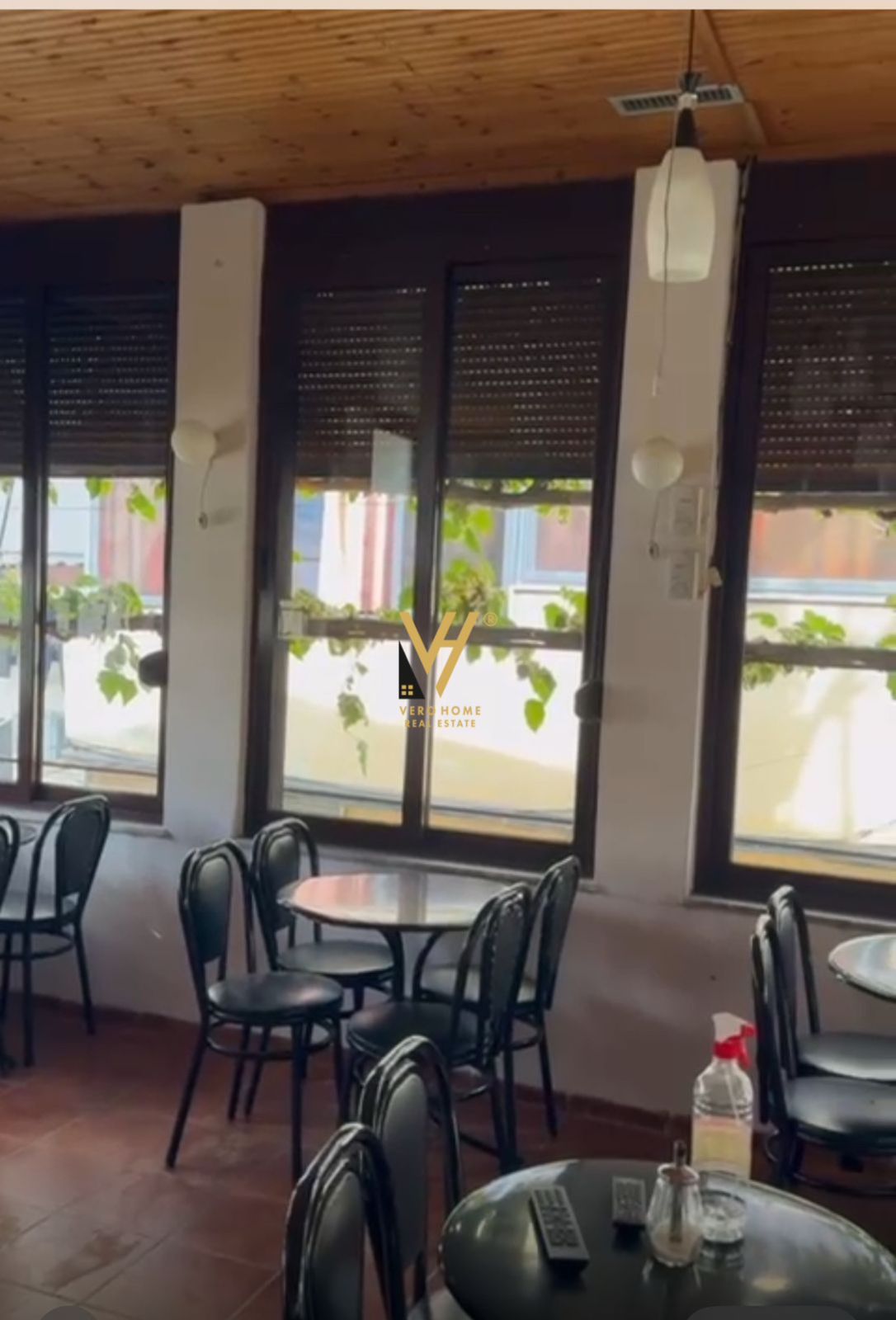 AMBIENT 74M2 TE RRUGA E KAVAJES 80.000 LEKE