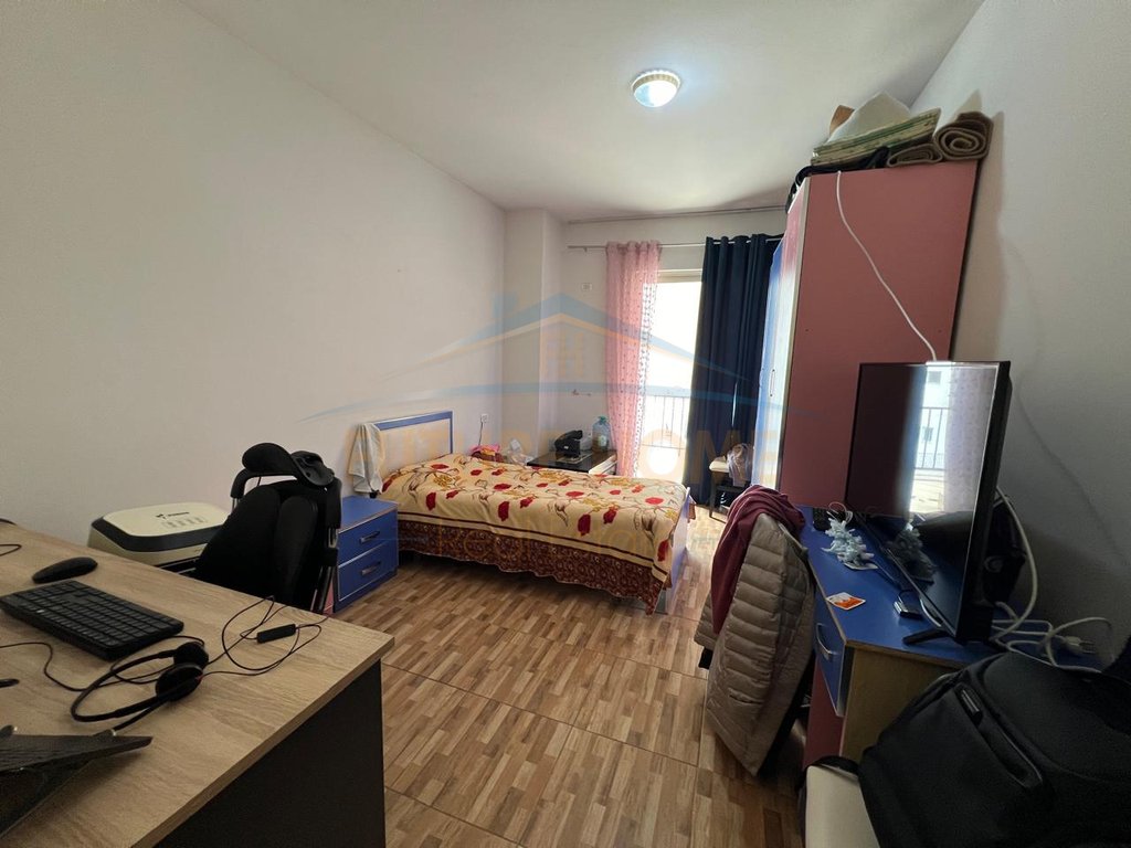 Shitet, Apartament 2+1+2, Unaza e Re 140,000 €