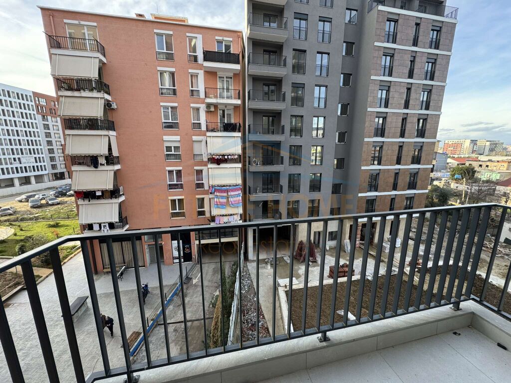 Shitet, Apartament 2+1+2, Unaza e Re 144,000 €