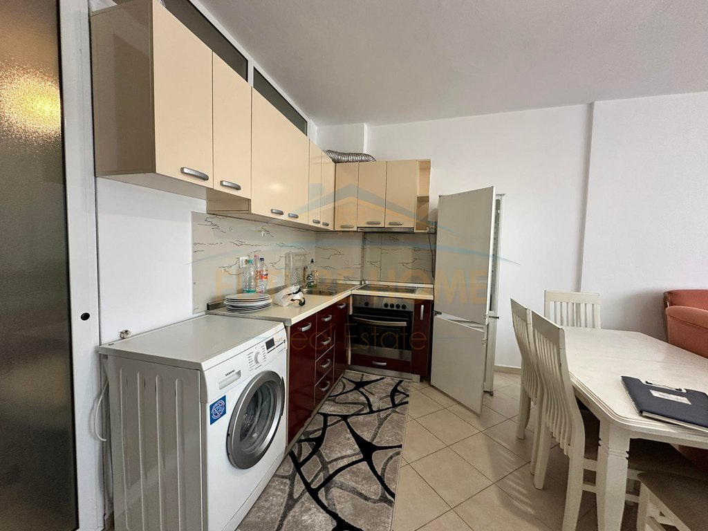 Qera, Apartament 2+1, Unaza e Re 400 €