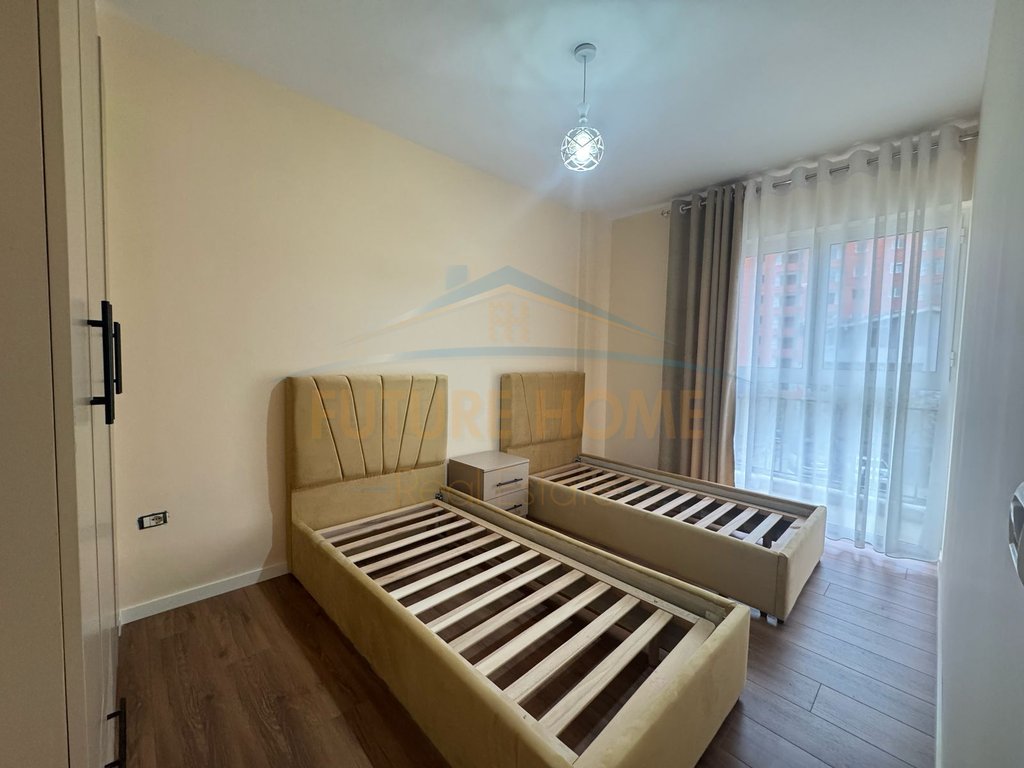 Shitet apartament 2+1, Unik, Yzberisht 122,000 €