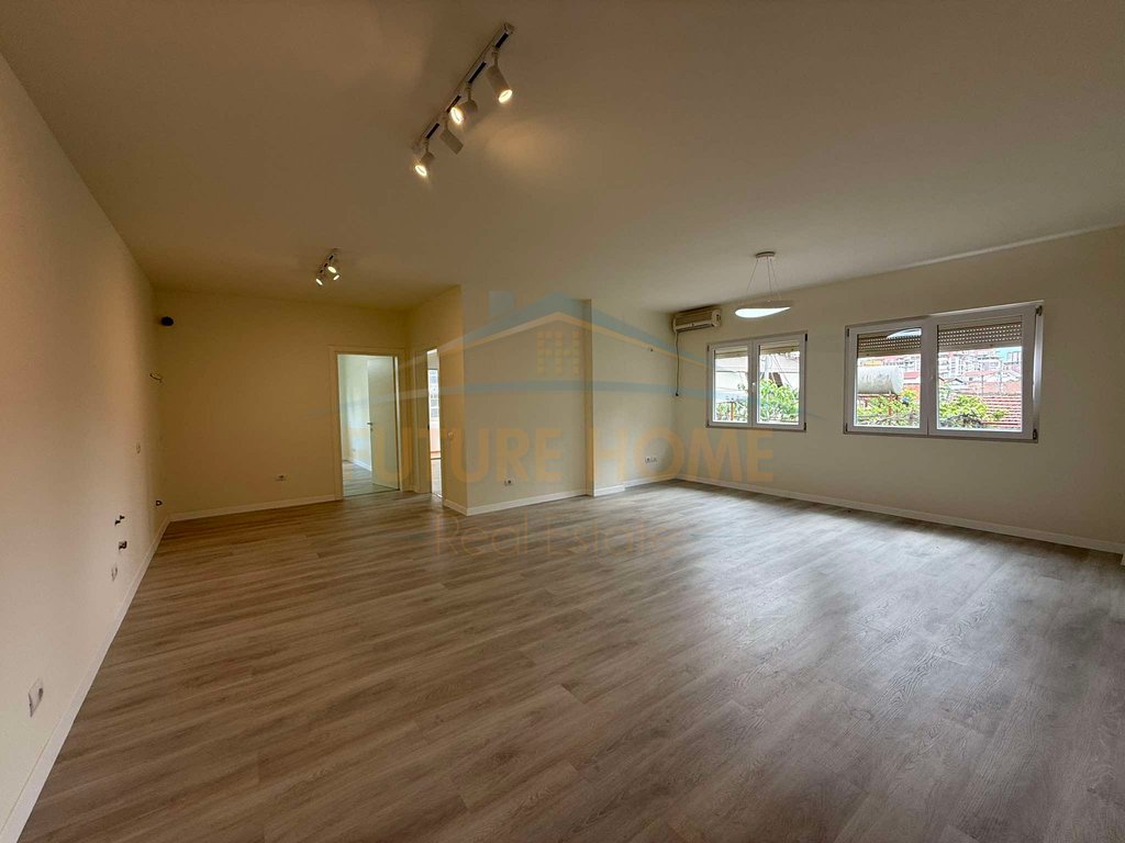 Shitet Apartament 2+1, Rruga Dritan Hoxha 162,000€