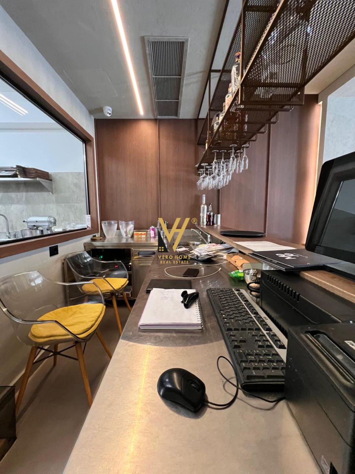 RESTORANT TE KODRA E DIELLIT 1,1.500 EURO