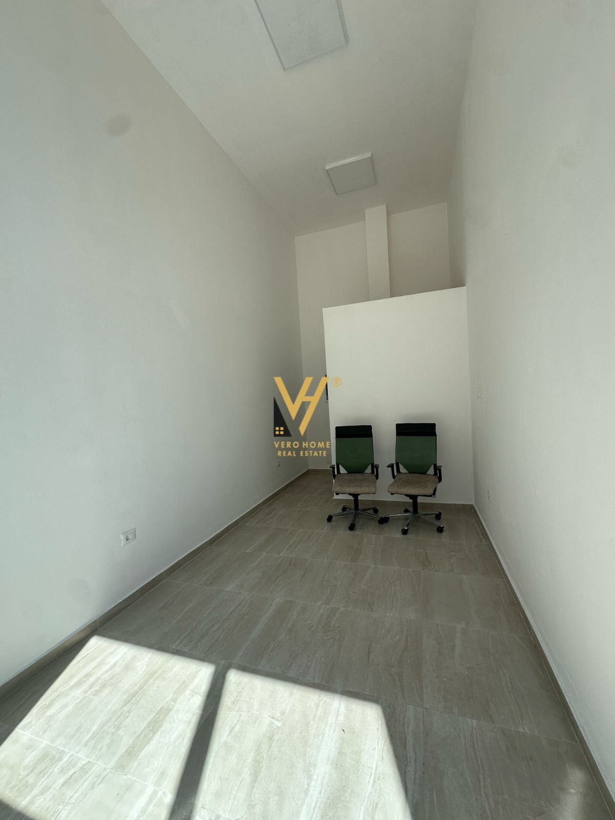 DYQAN 20M2 ME QERA TE KOMUNA PARISIT 35.000 LEKE