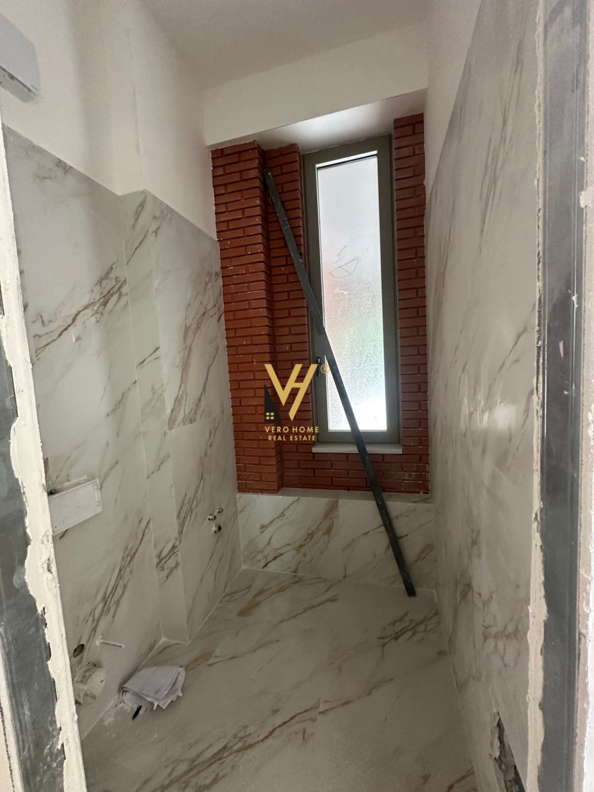 AMBIENT 70M2 ME QERA TE DELIJORGJI 1.500 EURO