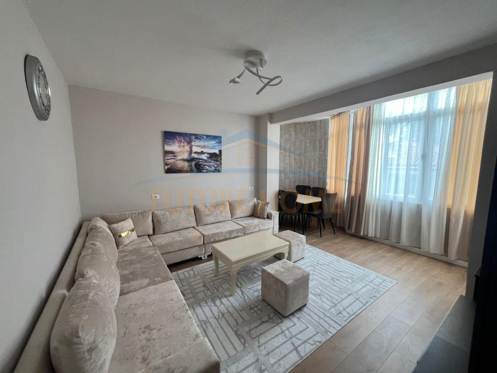 Shitet Apartament 2+1, Rruga e Dibrës 180,000€